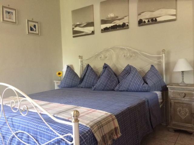 Casale Delle Rondini Bed and Breakfast Tolentino Buitenkant foto